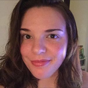 Meet your Posher, Naomi